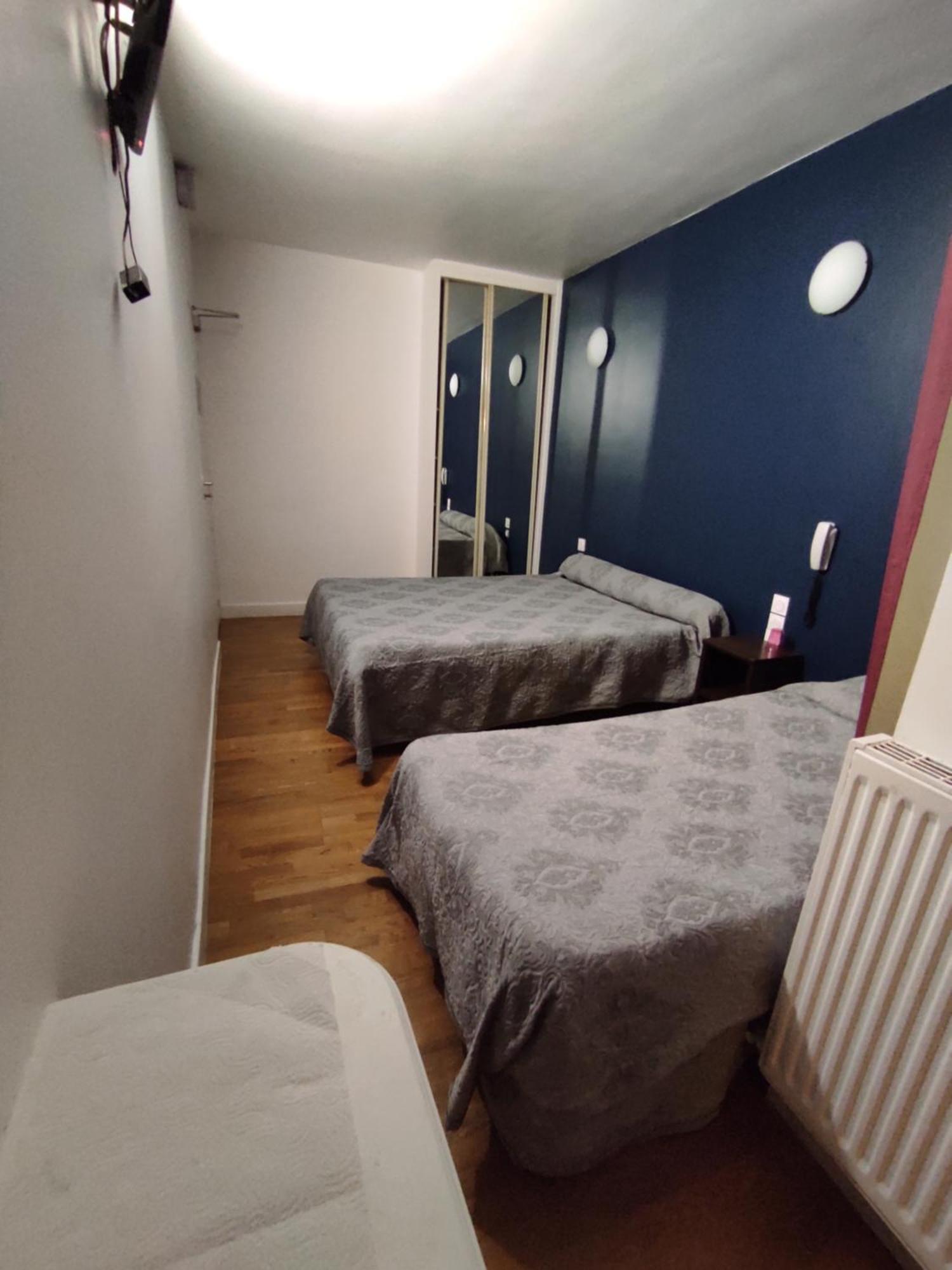 Hotel De Nantes Paris Luaran gambar