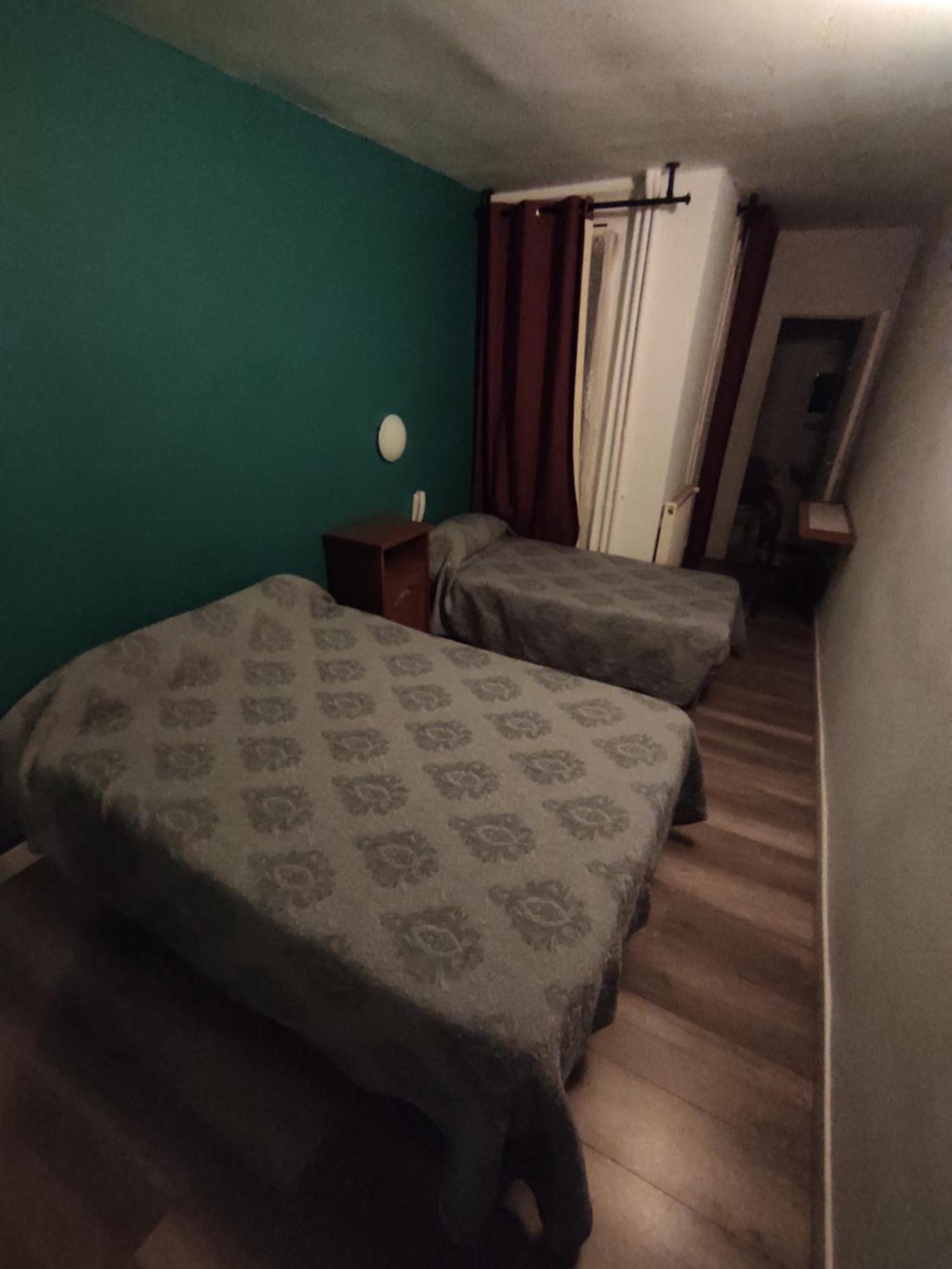 Hotel De Nantes Paris Luaran gambar