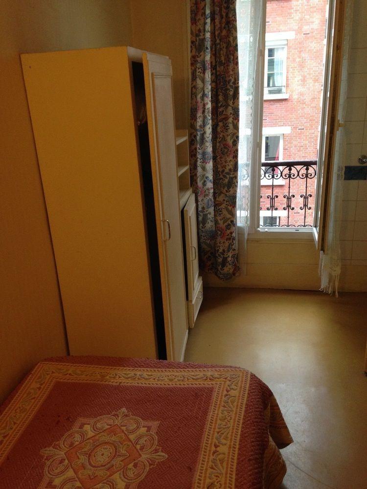 Hotel De Nantes Paris Luaran gambar