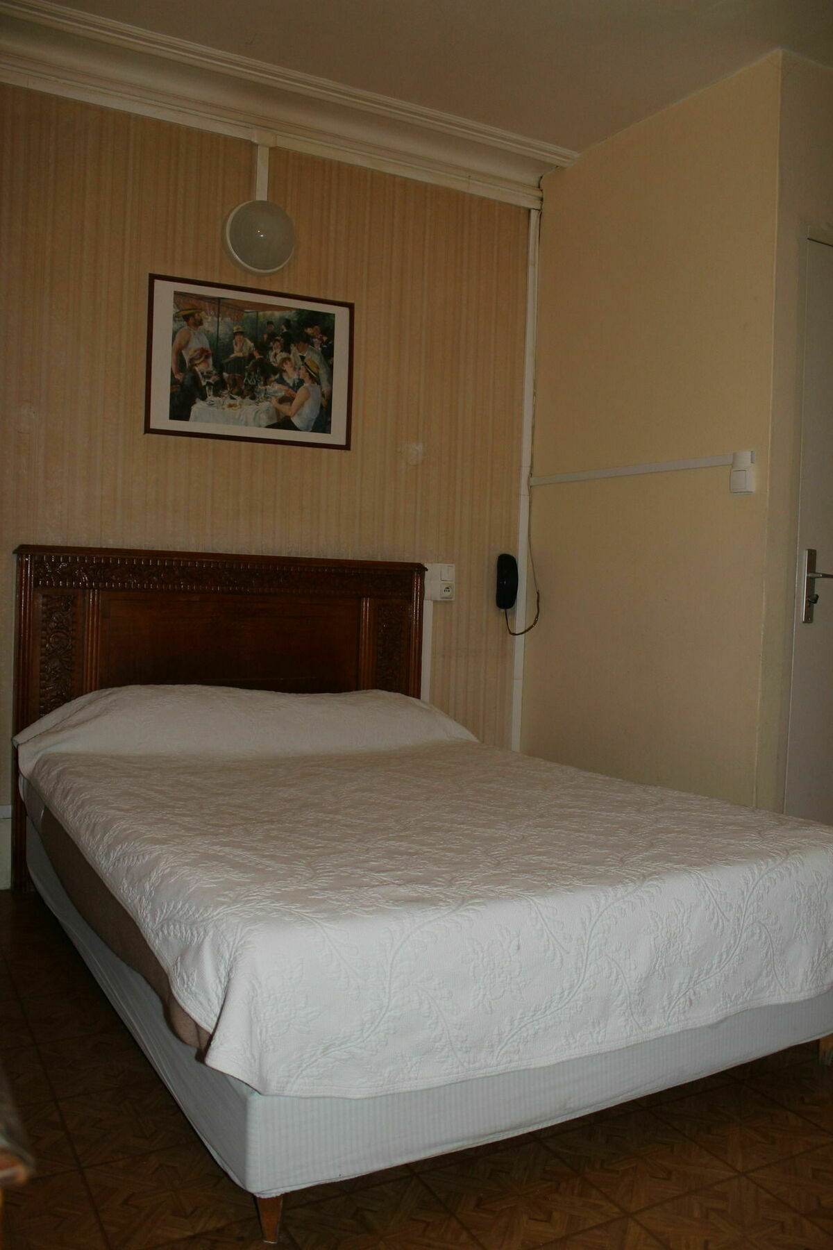 Hotel De Nantes Paris Luaran gambar